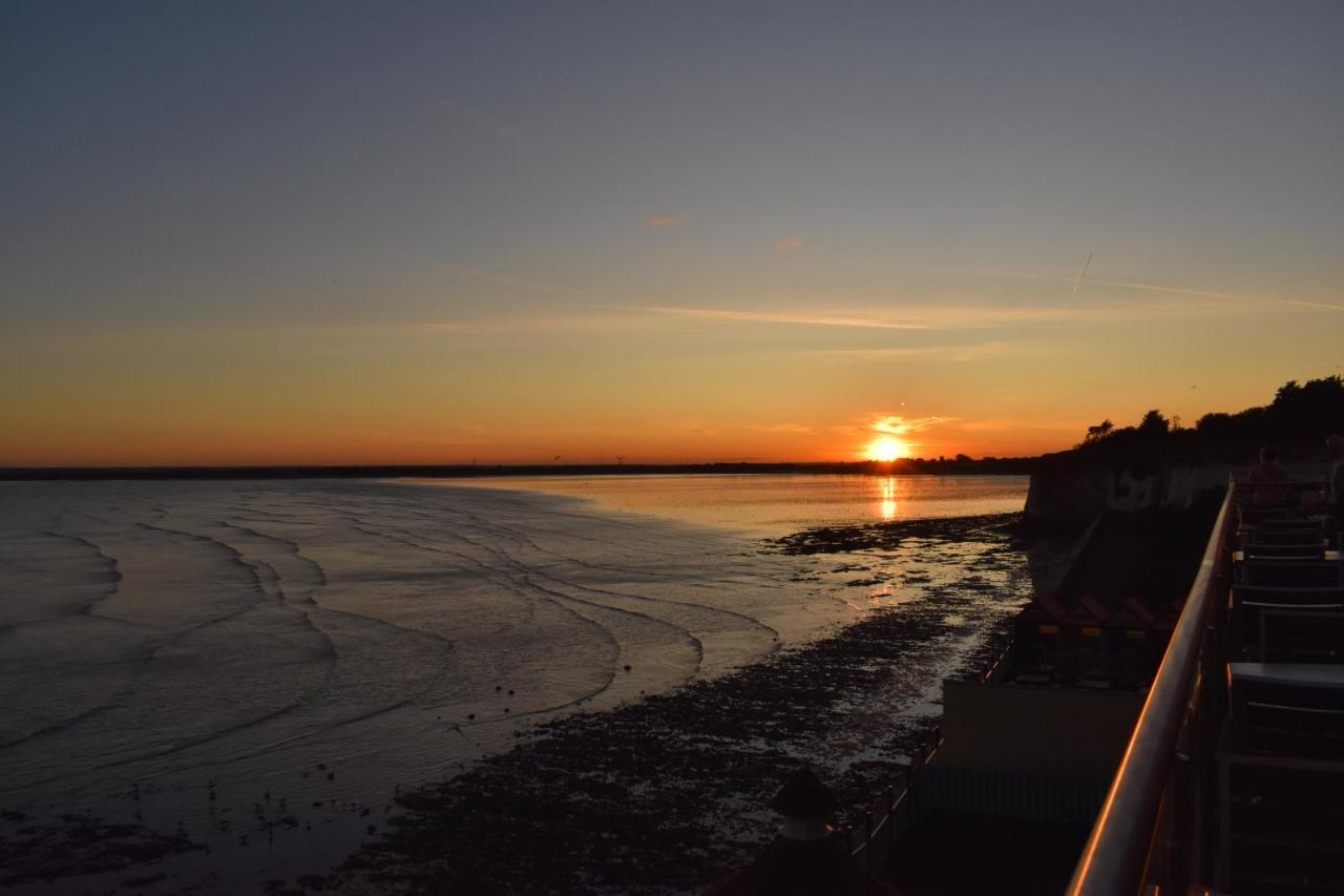 The Pegwell Bay Hotel رامْسْغيت المظهر الخارجي الصورة